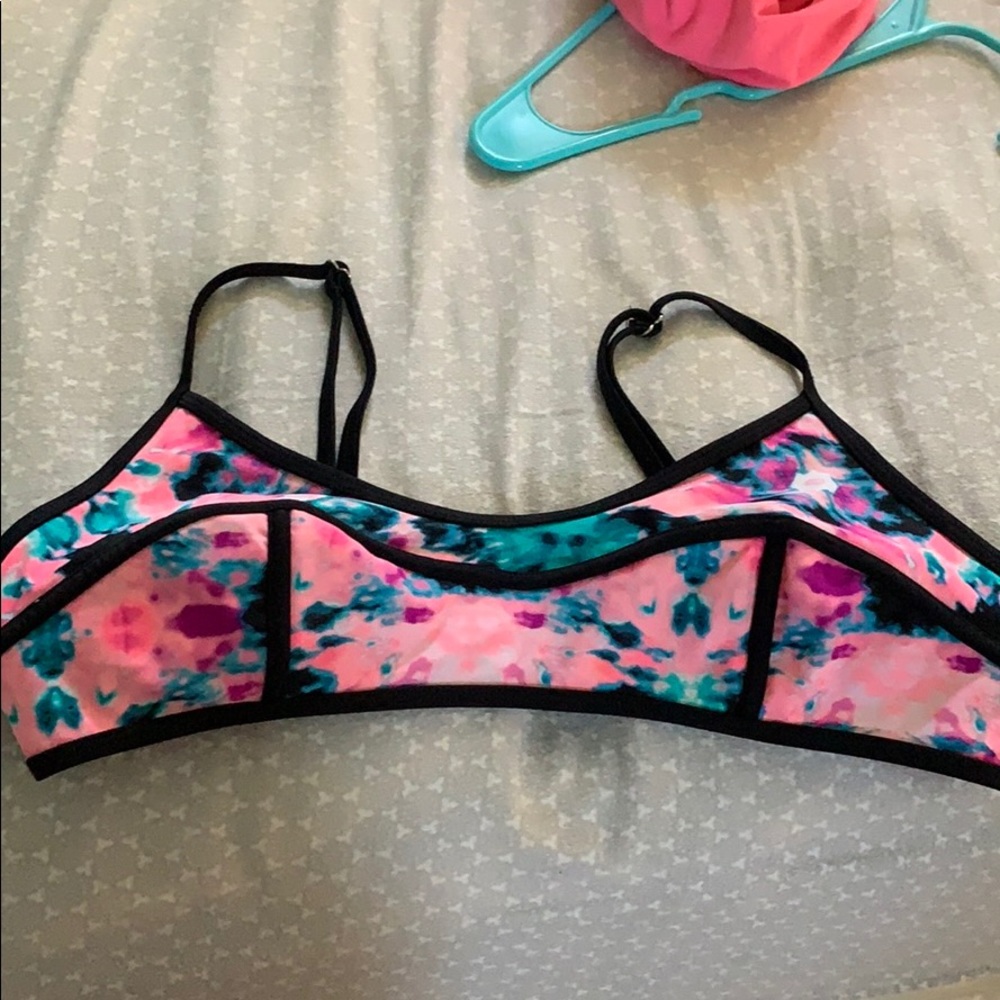 multi colored swim topπ - Picture 3 of 6